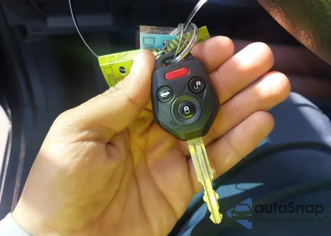 2020 Subaru Impreza 5-Door z USA, uszkodzony, nr VIN 4S3GTAB64L3719574